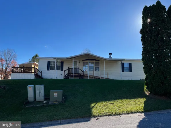 736 Shawna Ave, York, PA 17402