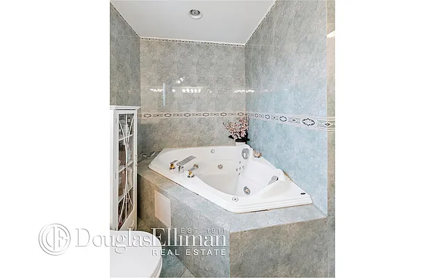 Sold by Douglas Elliman | media 3