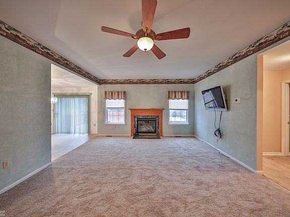 4th image of 265 Crown Dr