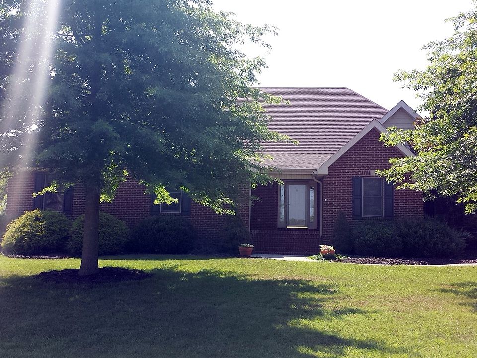 1st image of 46 Evergreen Dr