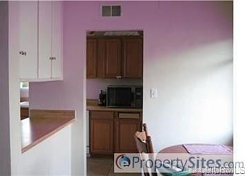 4th image of 25418 E Edgemont Dr