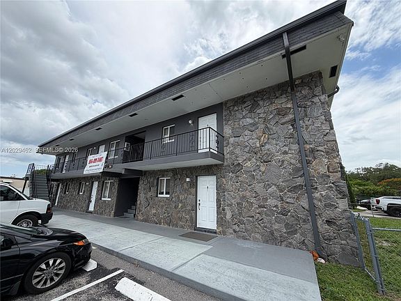 2nd image of 4850 SW 26th Ave #4