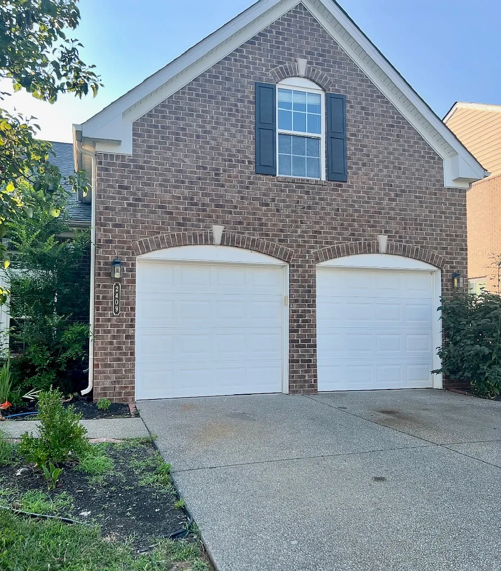 4 bed, 2570 sqft, $3,150 — Photo 3