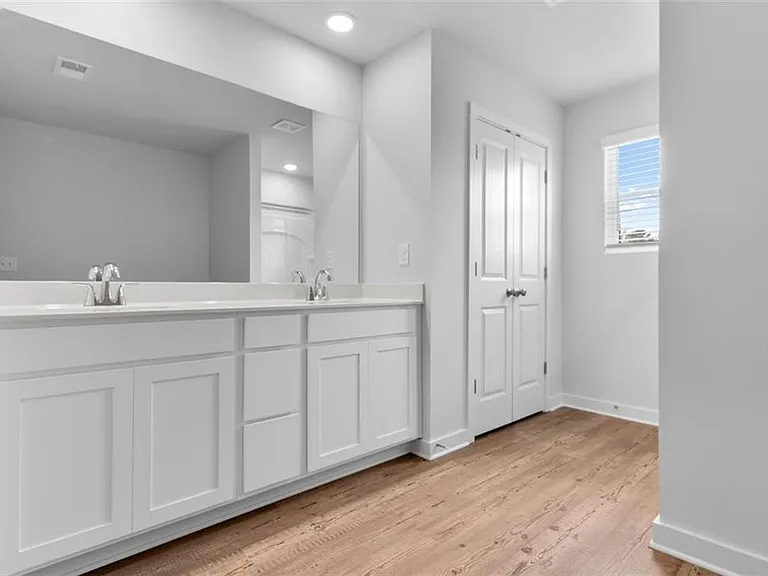 1803 Copelyn Reese Ct — Photo 6