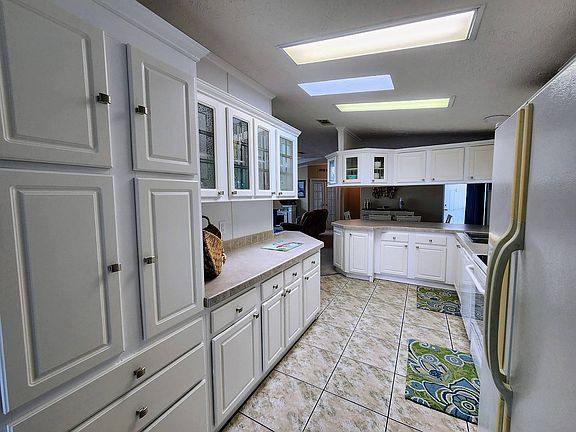5th image of 25804 Tamra Ct #95