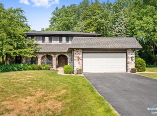 339 Hackberry Ct, Wood Dale, IL 60191