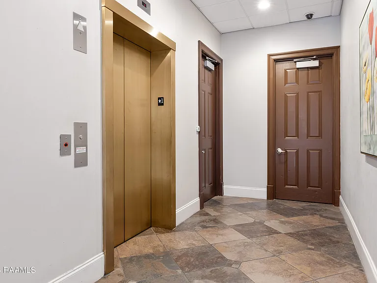 605 Silverstone Rd #205B — Photo 33