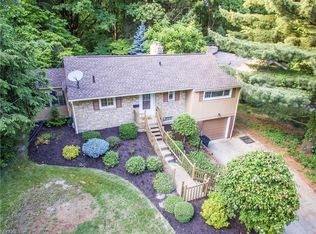 651 Mentor Rd, Akron, OH 44303