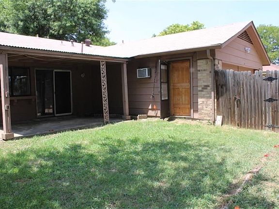 2nd image of 305 Quintana Dr
