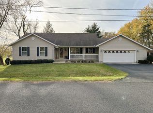 405 S State St, Franklin Grove, IL 61031