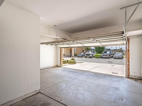 5th image of 31759 Avenue E #15