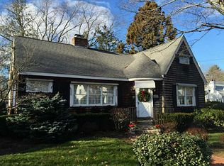 2325 Cranston St, Cranston, RI 02920