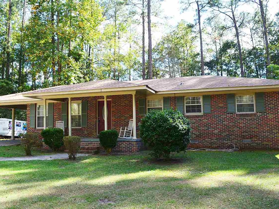 1st image of 647 Pinecove Dr