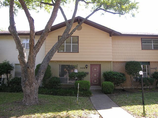1st image of 2428 N Graham Dr