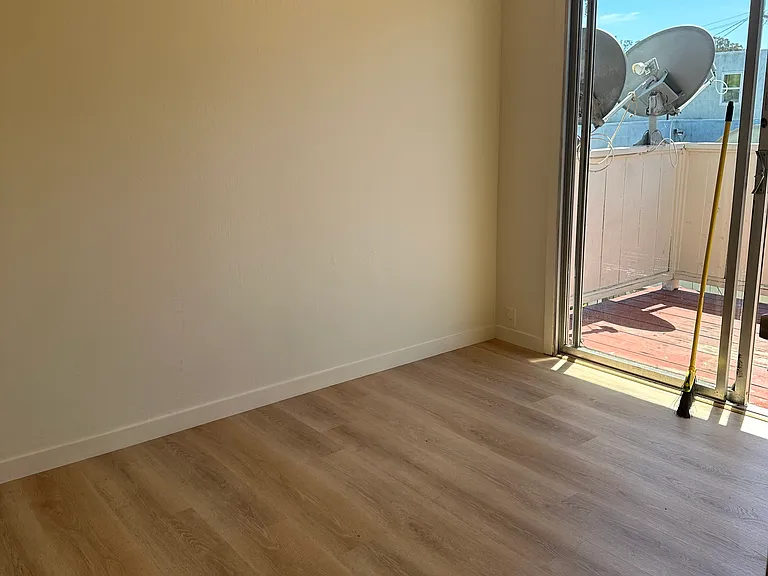 401 San Anselmo Ave S #4 — Photo 10