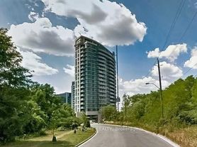 160 Vanderhoof Ave