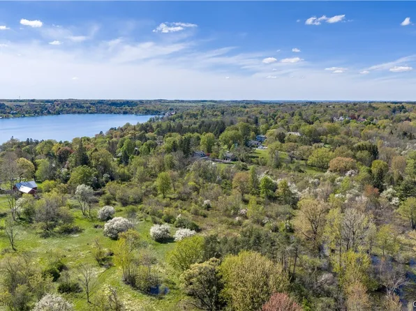 E Lake Rd, Skaneateles, NY 13152