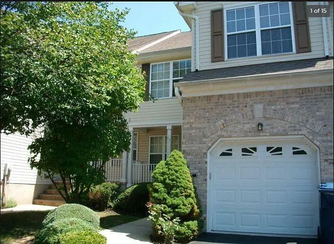46 Jared Dr — Photo 1