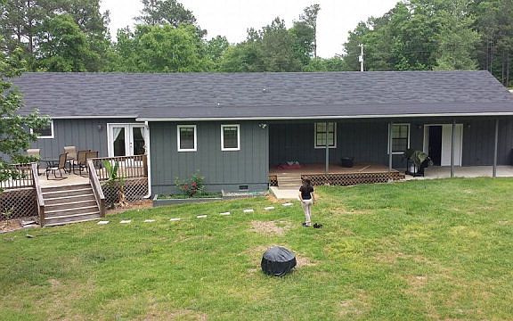 3rd image of 107 Corral Dr