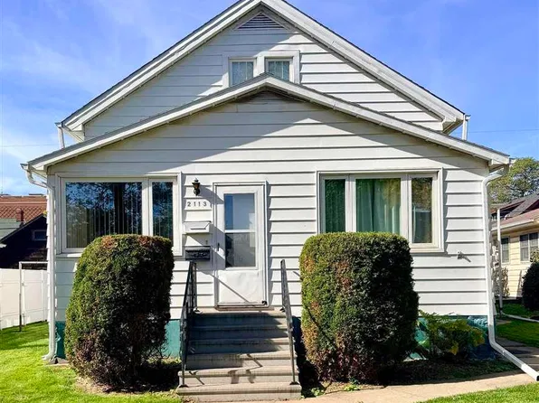 2113 10th Ave E, Hibbing, MN 55746