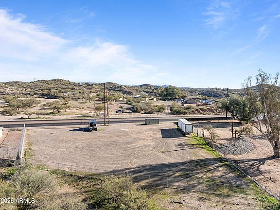 2nd image of 51420 N GRAND Avenue #-