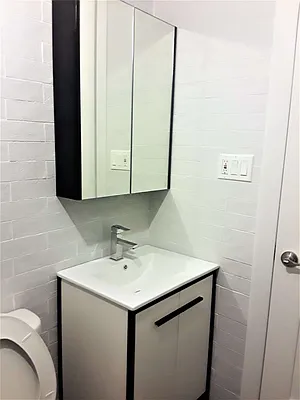 Rented by The Hamilton Group | media 11