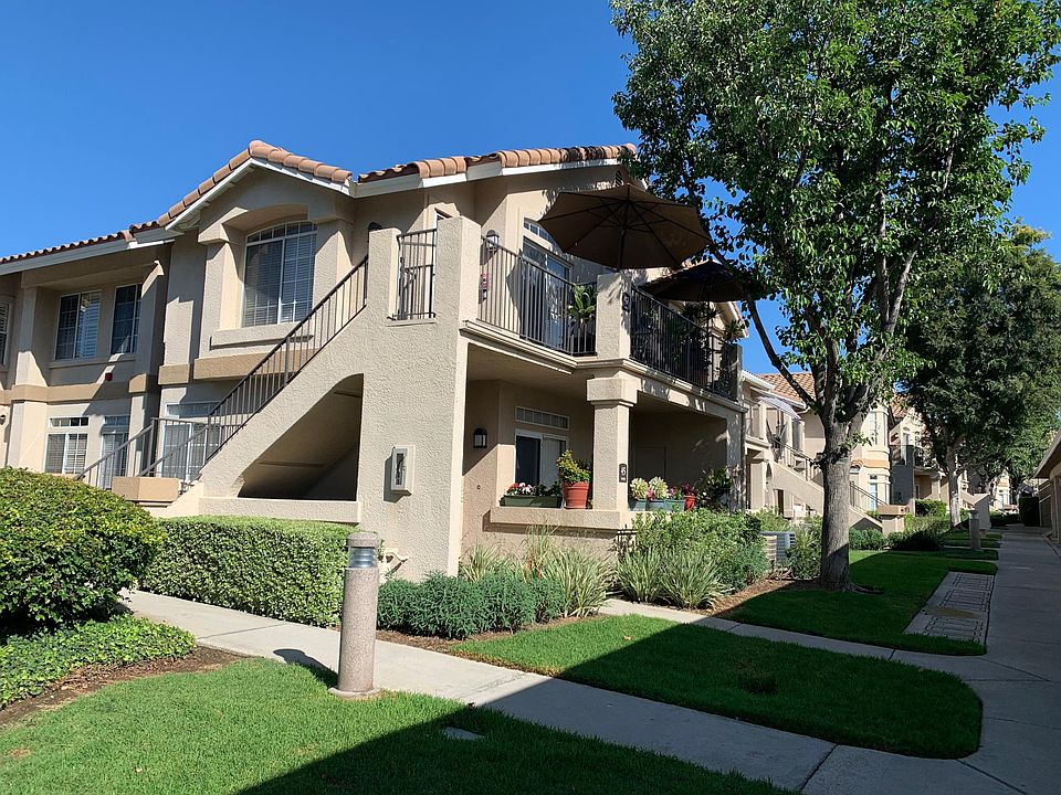 Exterior View -Upper level unit