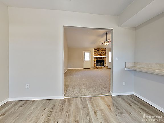 5th image of 678 Roger Sherman St