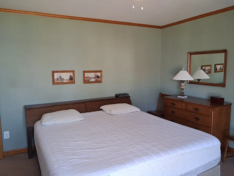 220 Riverview Ave — Photo 19