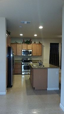 5th image of 113 Talmont Cir