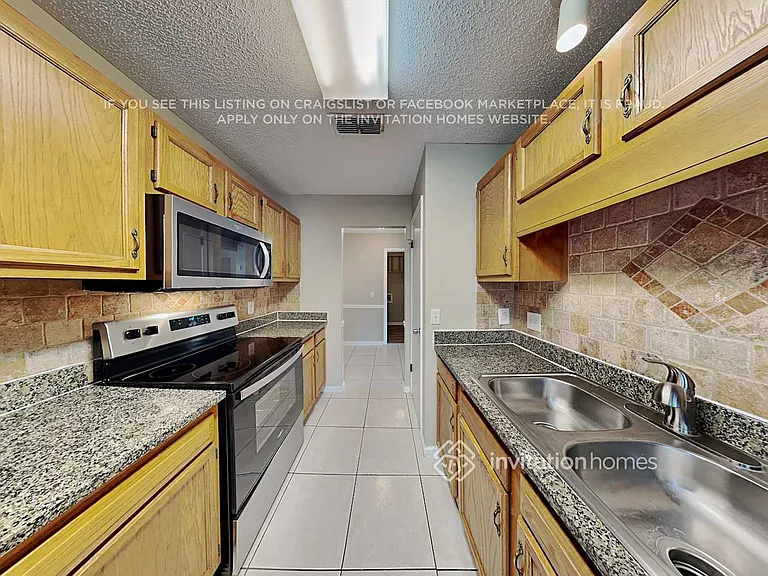 1562 Candice Ct — Photo 8