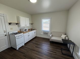 2123 C Avenue (The Crystal on C Avenue) - 5, Kearney, NE 68847