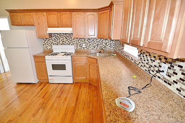 1st image of 306 Stuyvesant Ave #C3