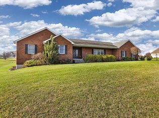 146 Pin Oak Dr, Chillicothe, OH 45601