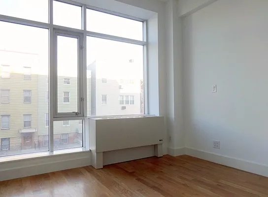 Rented by Loom Group | media 48