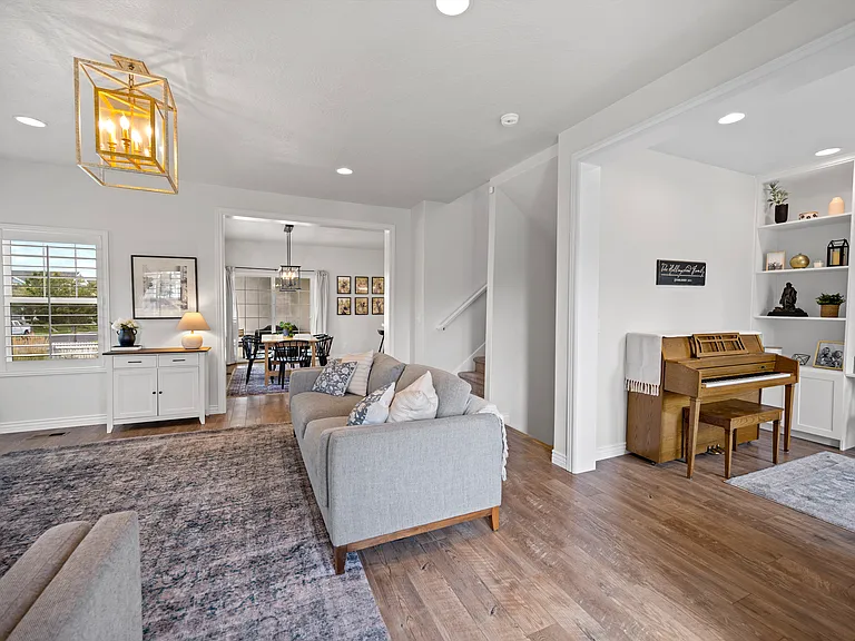 5041 W Table Top Way — Photo 4