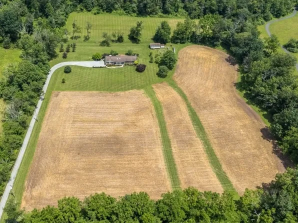 13 Reading Rd, Delaware Twp., NJ 08559