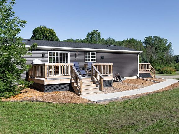 4th image of 2941 Huebscher Rd