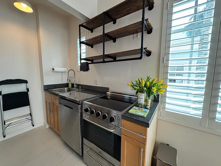 815 Euclid Ave #10 — Photo 22