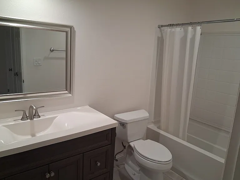 1313 Floyd Ave #112 — Photo 7