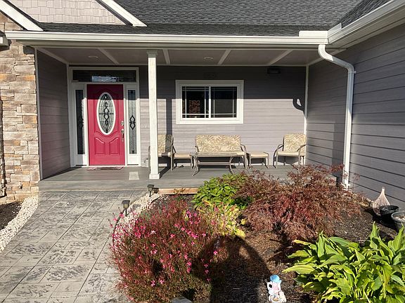 2nd image of 2221 Kipping St