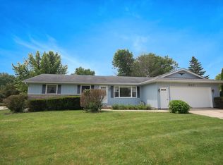 507 Shenandoah Trl, Elgin, IL 60123