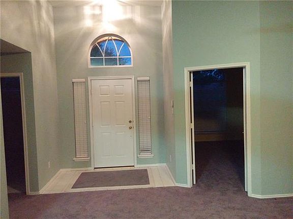 5th image of 6853 Barbican Dr