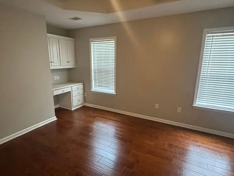 377 Sandleton Way — Photo 14
