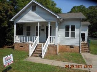 233 N Hoskins Rd, Charlotte, NC 28216