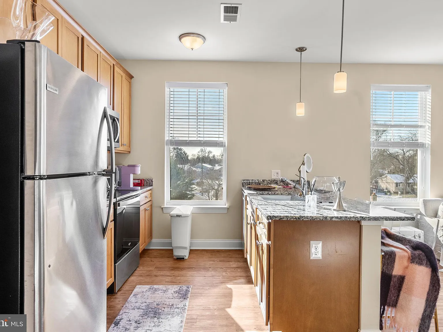1 bed, $2,000 — Photo 4