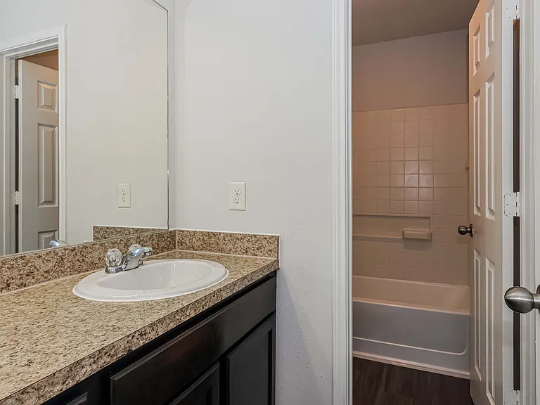 5530 Plantation Forest Dr — Photo 29