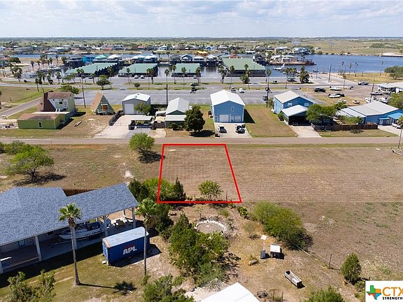 4th image of 724 Baffin Dr