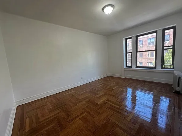 1608 Union Street image 1 of 4