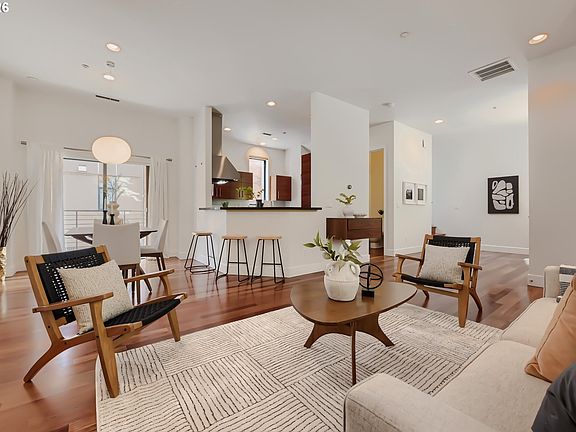 5th image of 1616 NW Riverscape St
